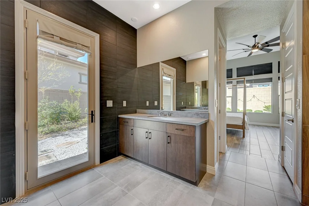 12422 Tudor Arch, Las Vegas, NV 89138