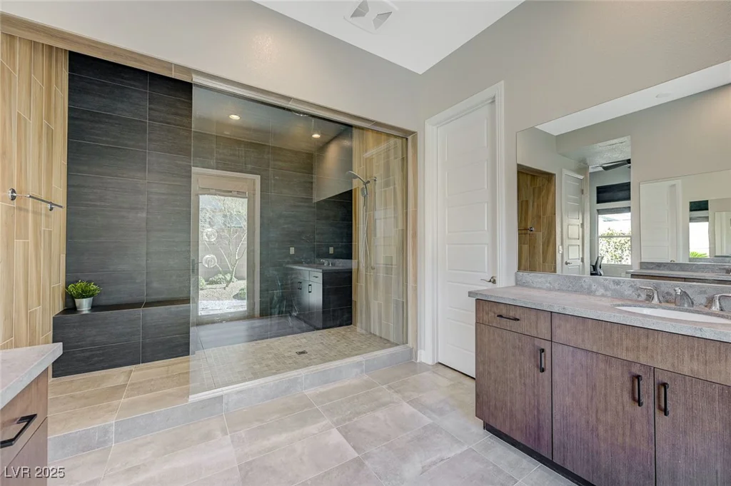 12422 Tudor Arch, Las Vegas, NV 89138