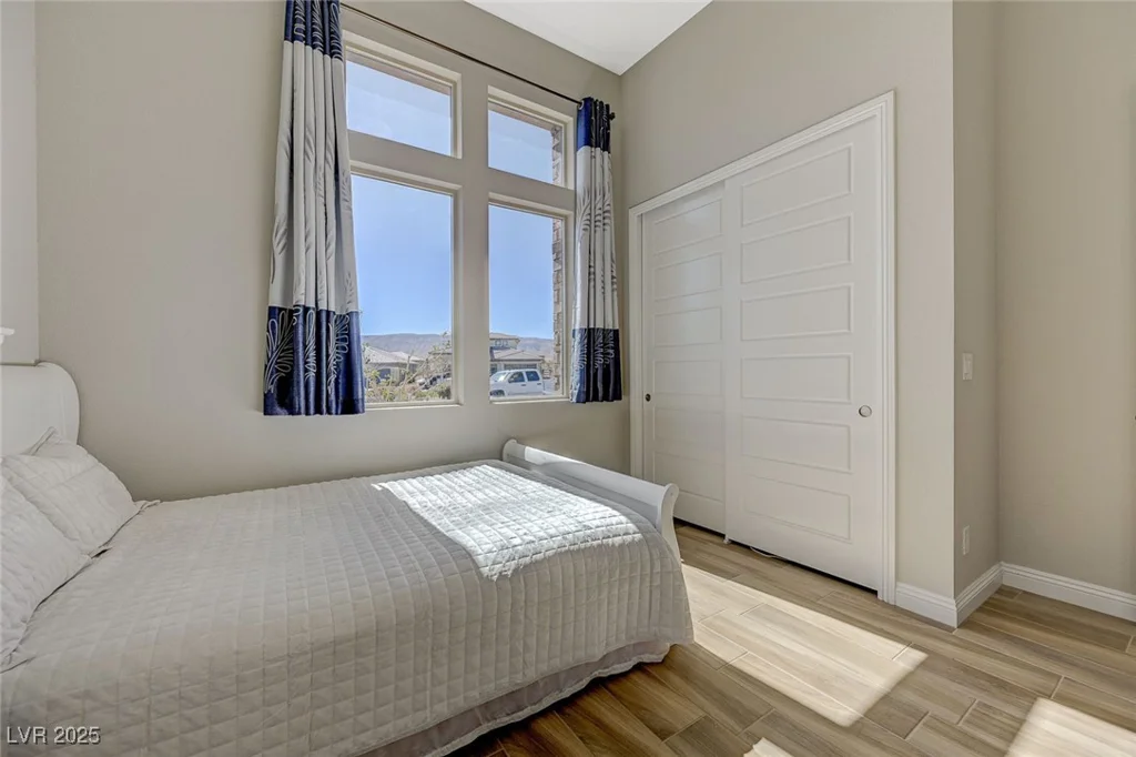 12422 Tudor Arch, Las Vegas, NV 89138