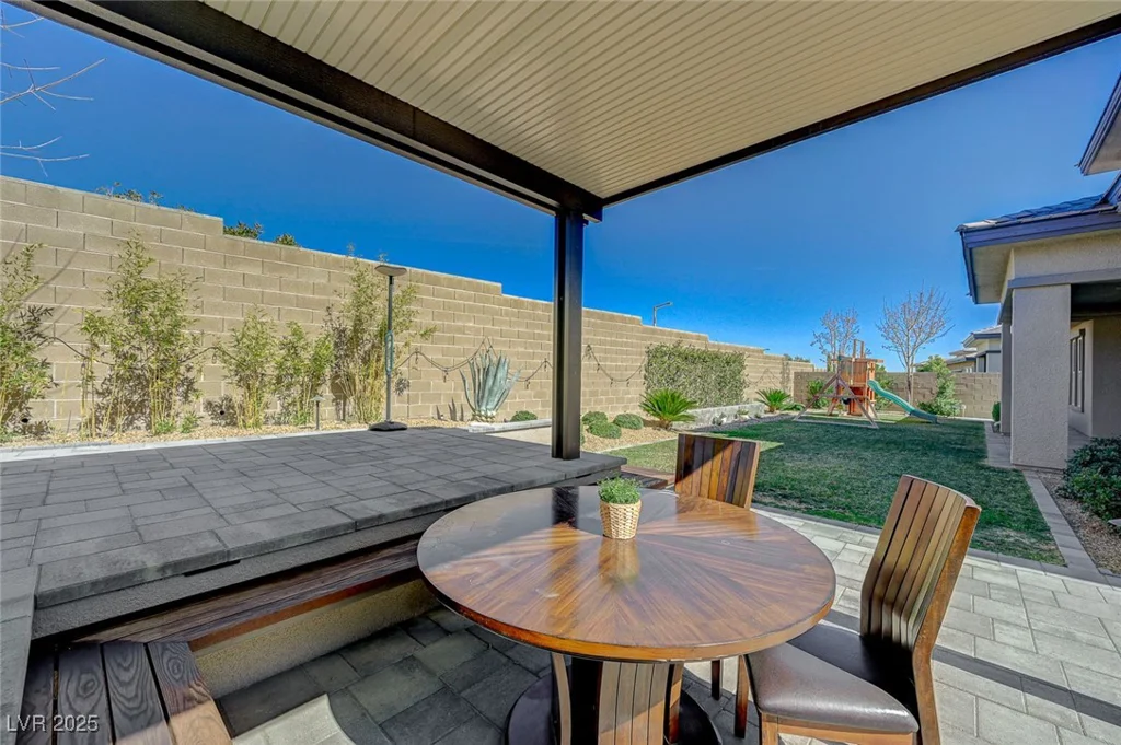 12422 Tudor Arch, Las Vegas, NV 89138