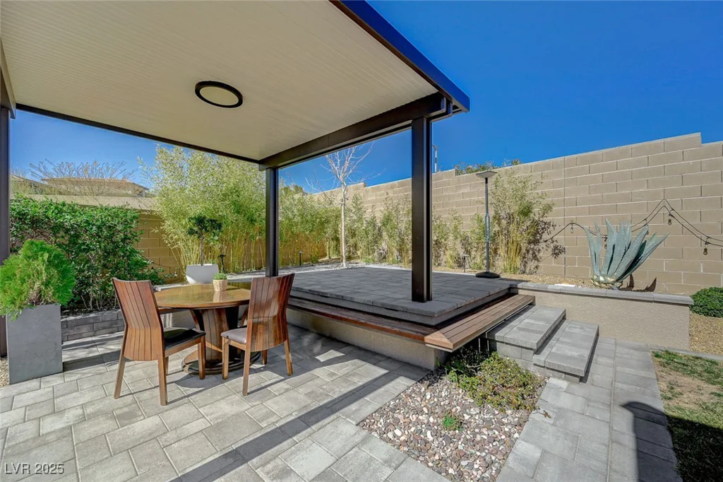12422 Tudor Arch, Las Vegas, NV 89138