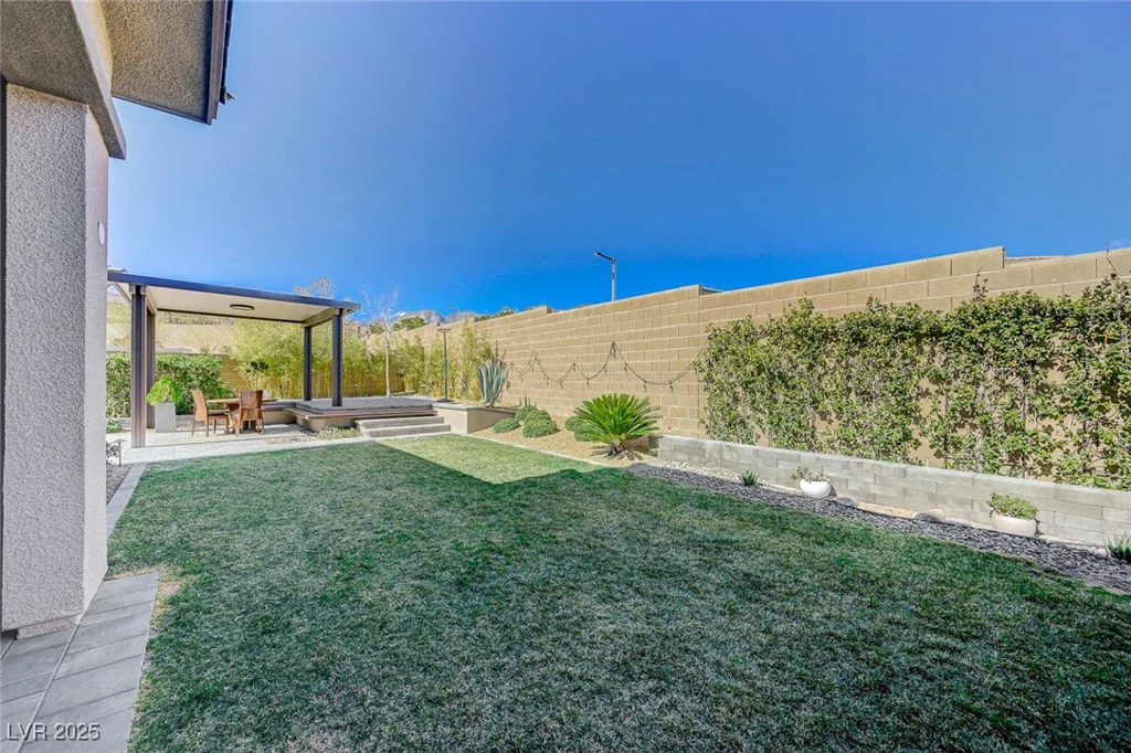 12422 Tudor Arch, Las Vegas, NV 89138