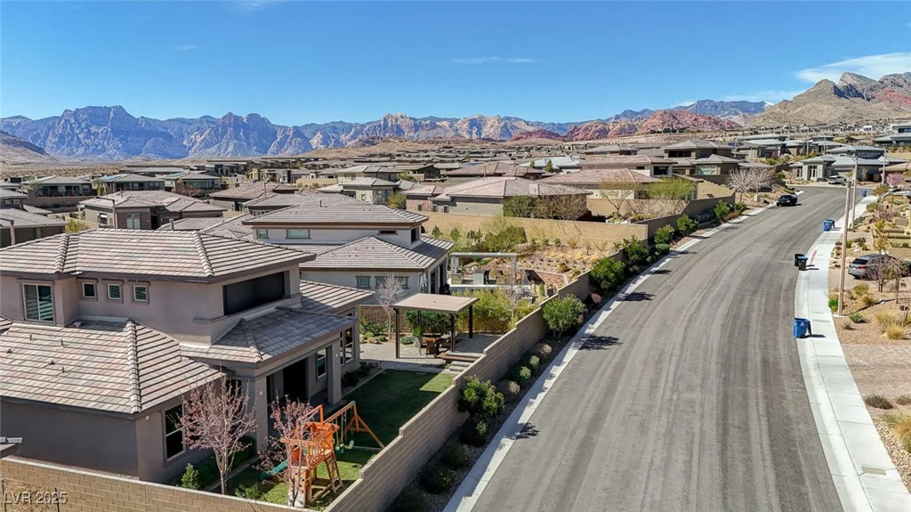 12422 Tudor Arch, Las Vegas, NV 89138