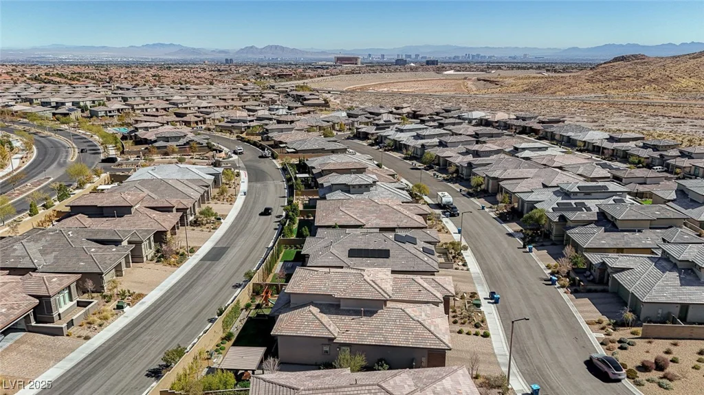 12422 Tudor Arch, Las Vegas, NV 89138