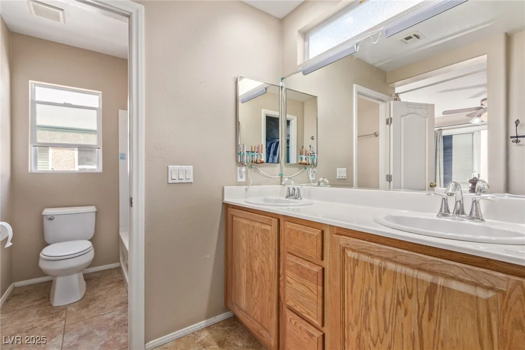 10433 Amber Night, Las Vegas, NV 89183