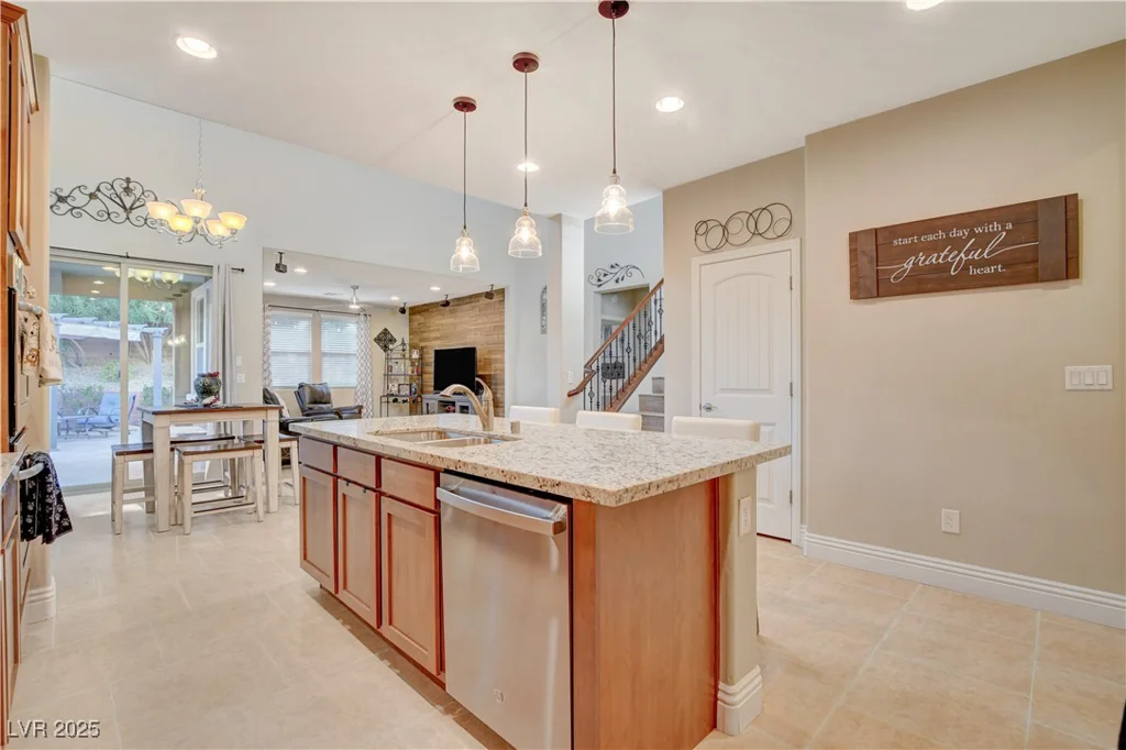 5741 Shadow Bend, Las Vegas, NV 89135