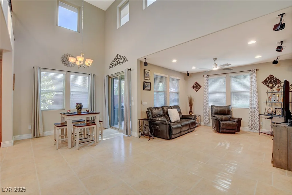 5741 Shadow Bend, Las Vegas, NV 89135