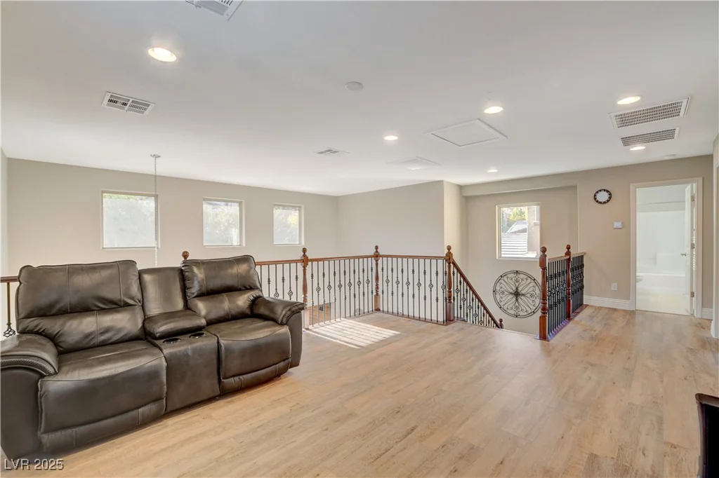 5741 Shadow Bend, Las Vegas, NV 89135