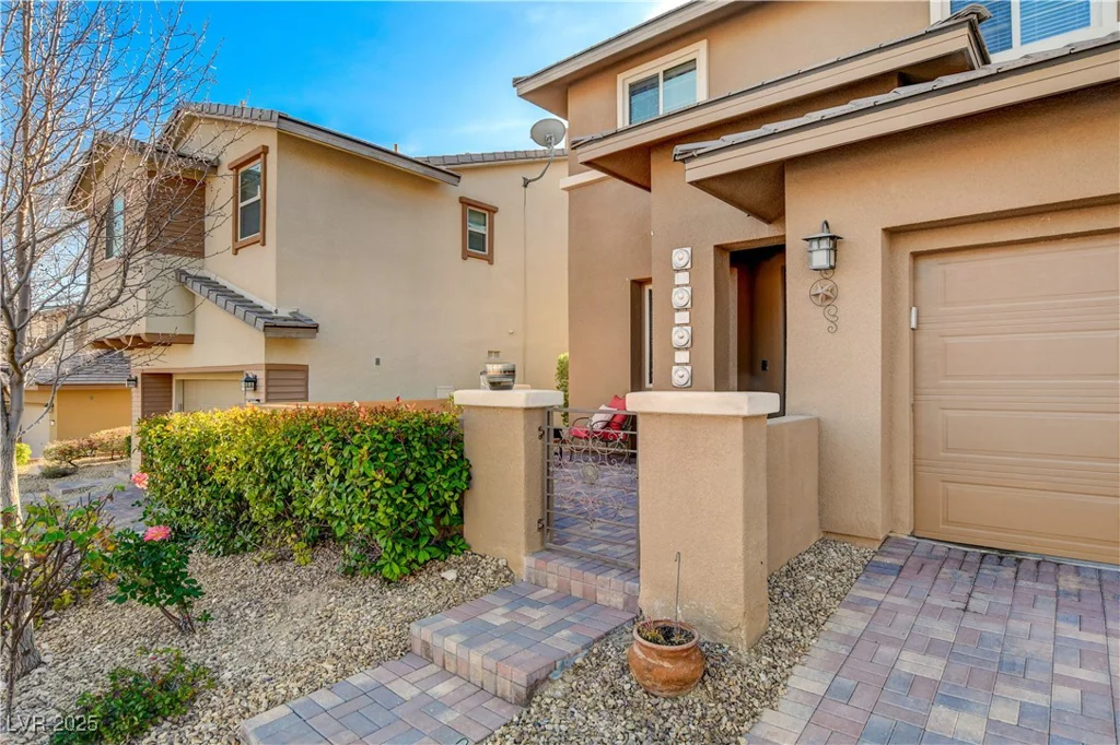 5741 Shadow Bend, Las Vegas, NV 89135