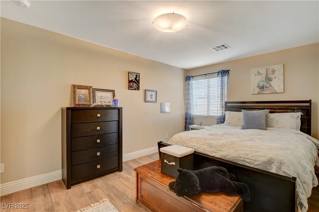 5741 Shadow Bend, Las Vegas, NV 89135