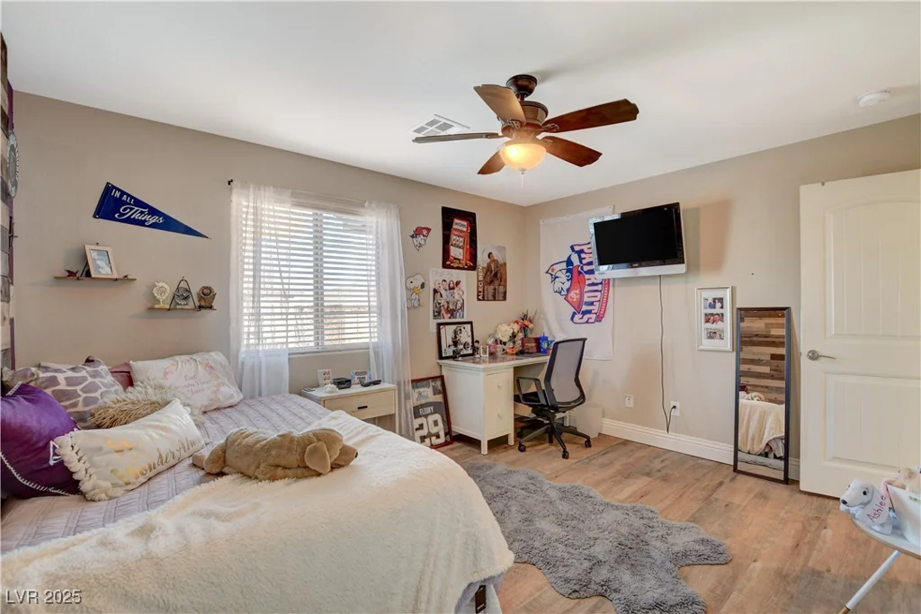 5741 Shadow Bend, Las Vegas, NV 89135