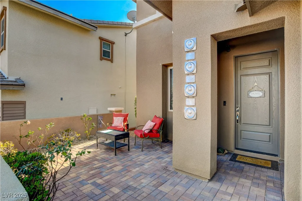 5741 Shadow Bend, Las Vegas, NV 89135