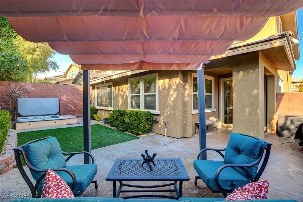 5741 Shadow Bend, Las Vegas, NV 89135