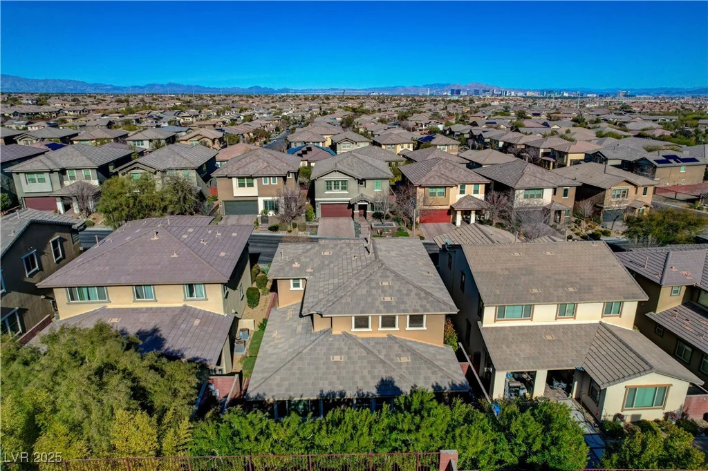 5741 Shadow Bend, Las Vegas, NV 89135