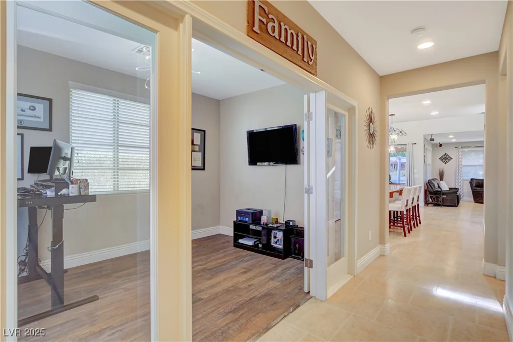 5741 Shadow Bend, Las Vegas, NV 89135