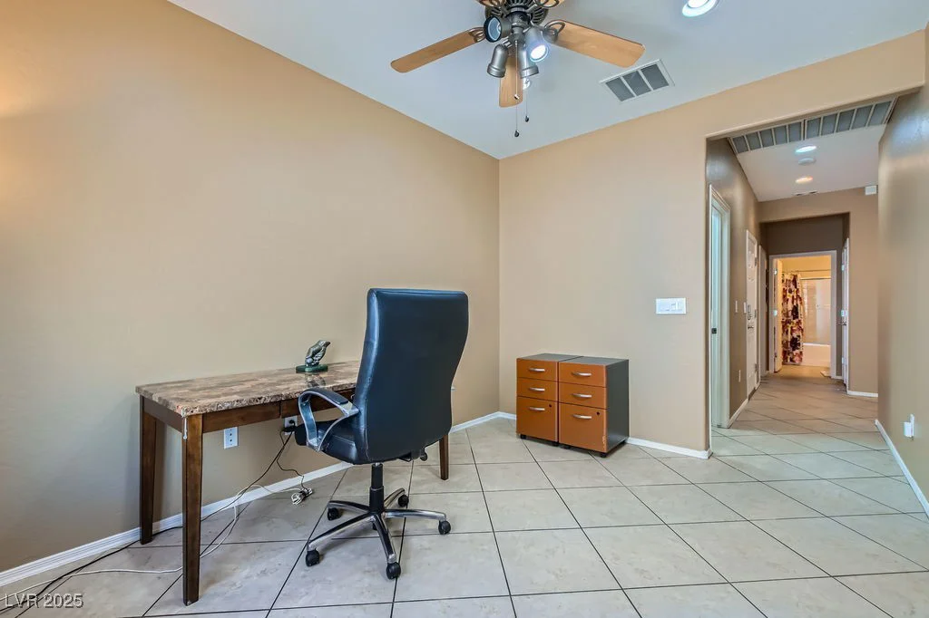 2705 Cuckoo Shrike, North Las Vegas, NV 89084