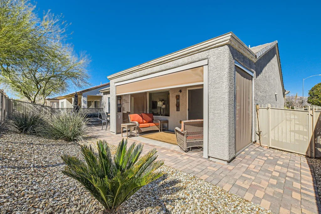 2705 Cuckoo Shrike, North Las Vegas, NV 89084