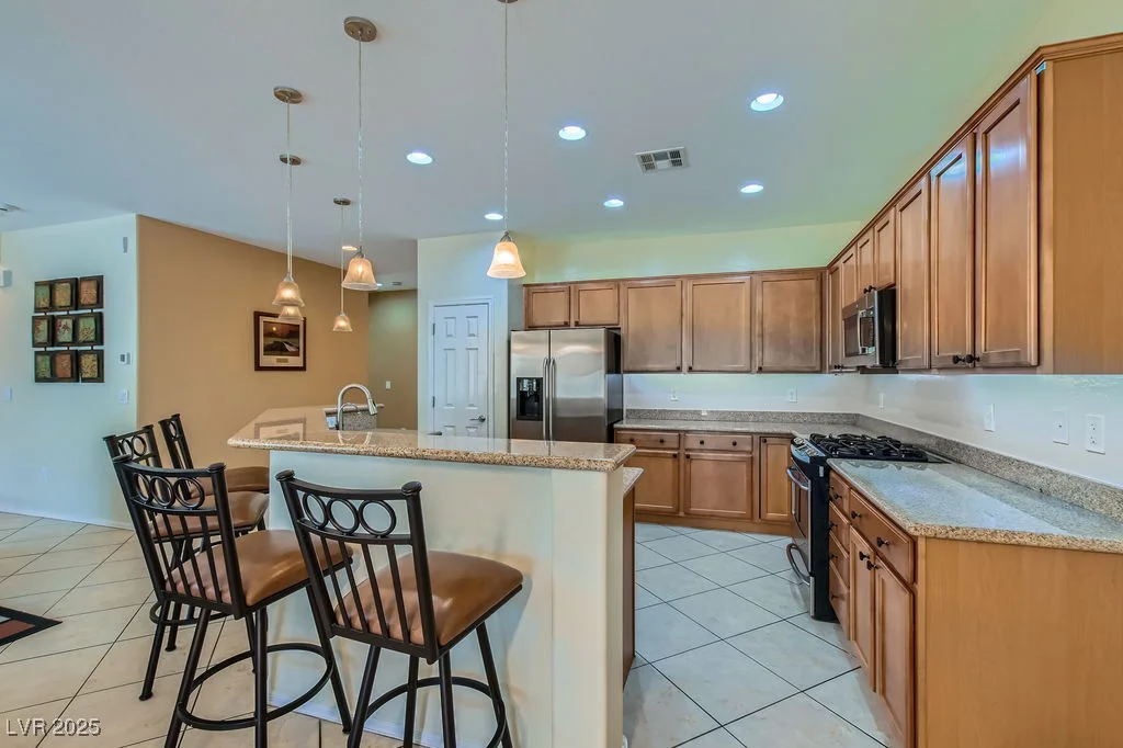 2705 Cuckoo Shrike, North Las Vegas, NV 89084
