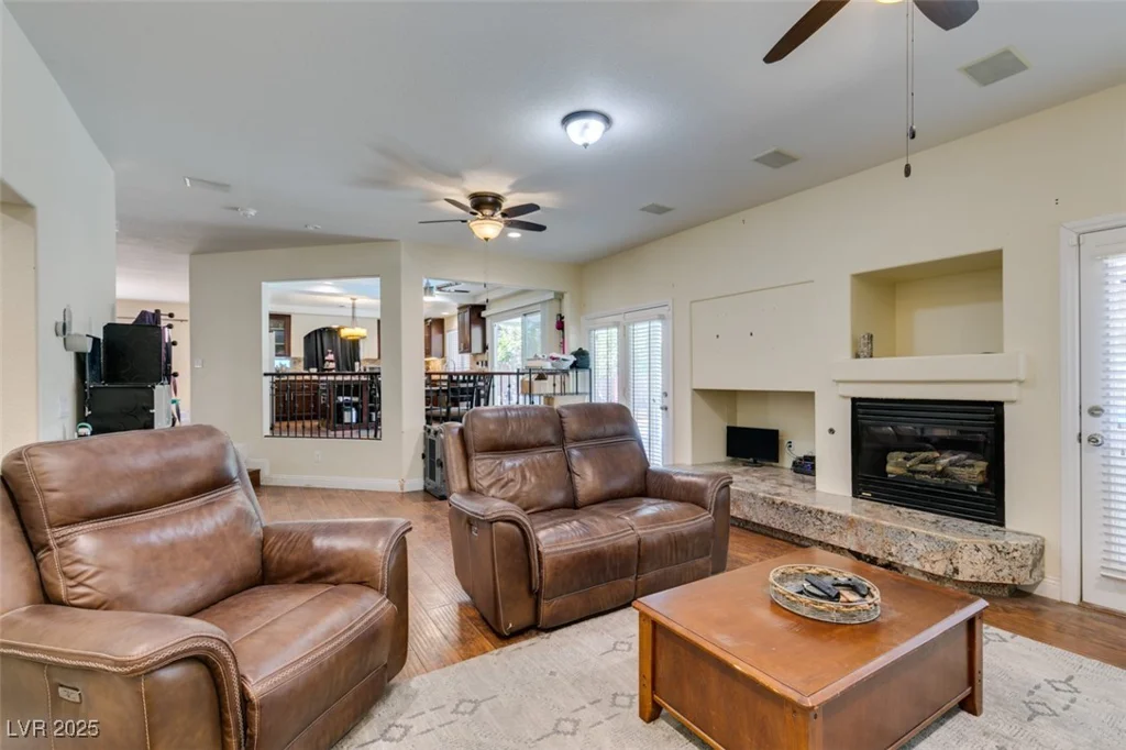 6686 Enchanted Cove, Las Vegas, NV 89139