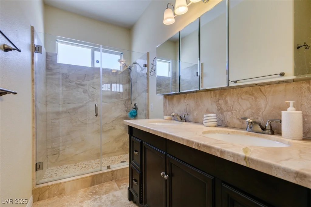6686 Enchanted Cove, Las Vegas, NV 89139
