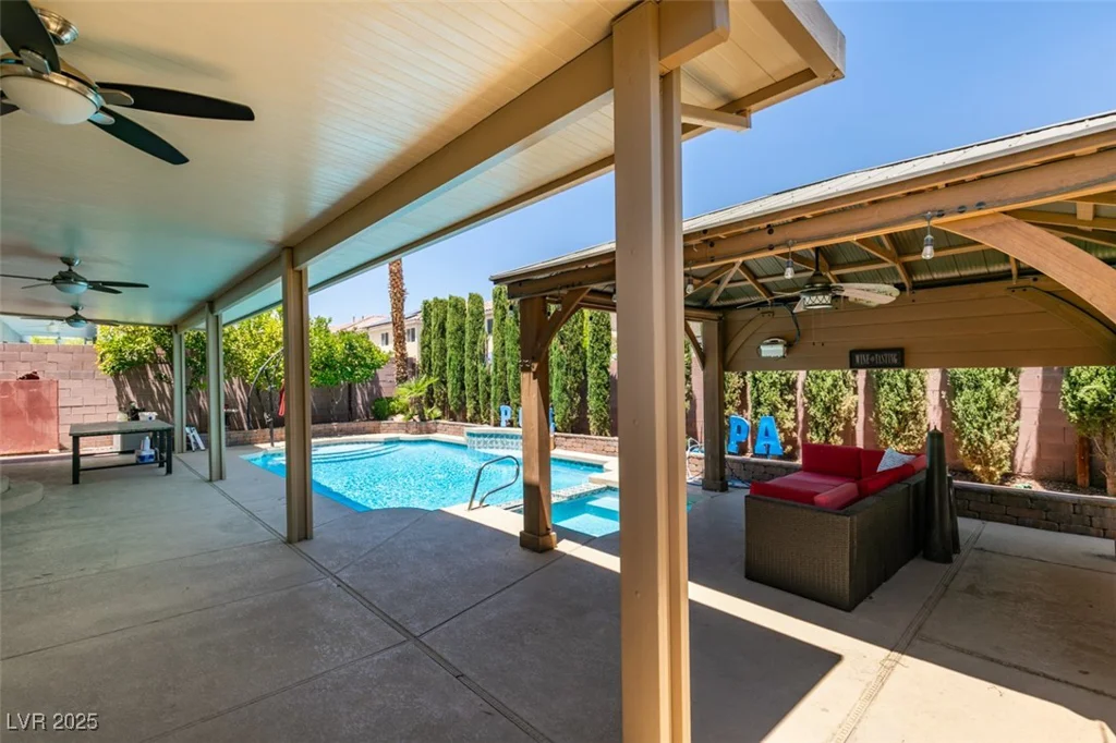 6686 Enchanted Cove, Las Vegas, NV 89139