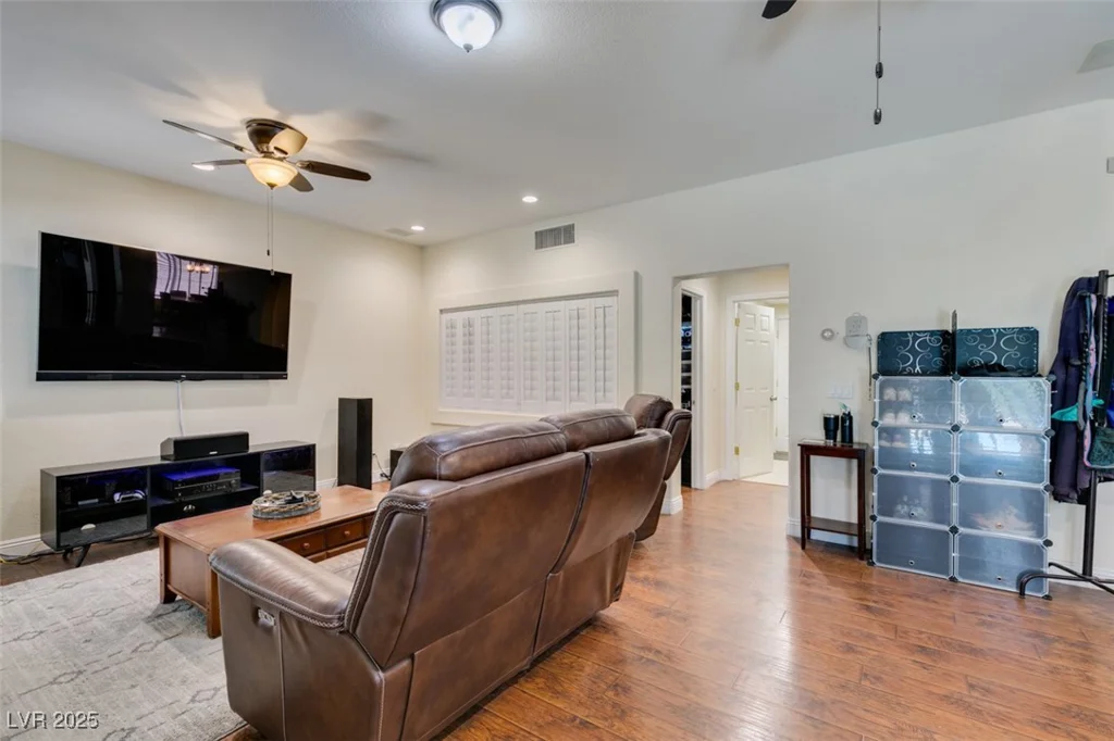 6686 Enchanted Cove, Las Vegas, NV 89139