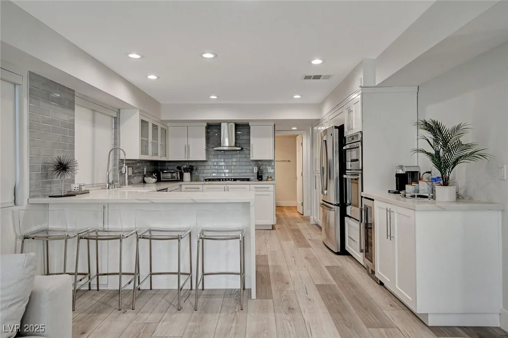 3012 Waterside, Las Vegas, NV 89117