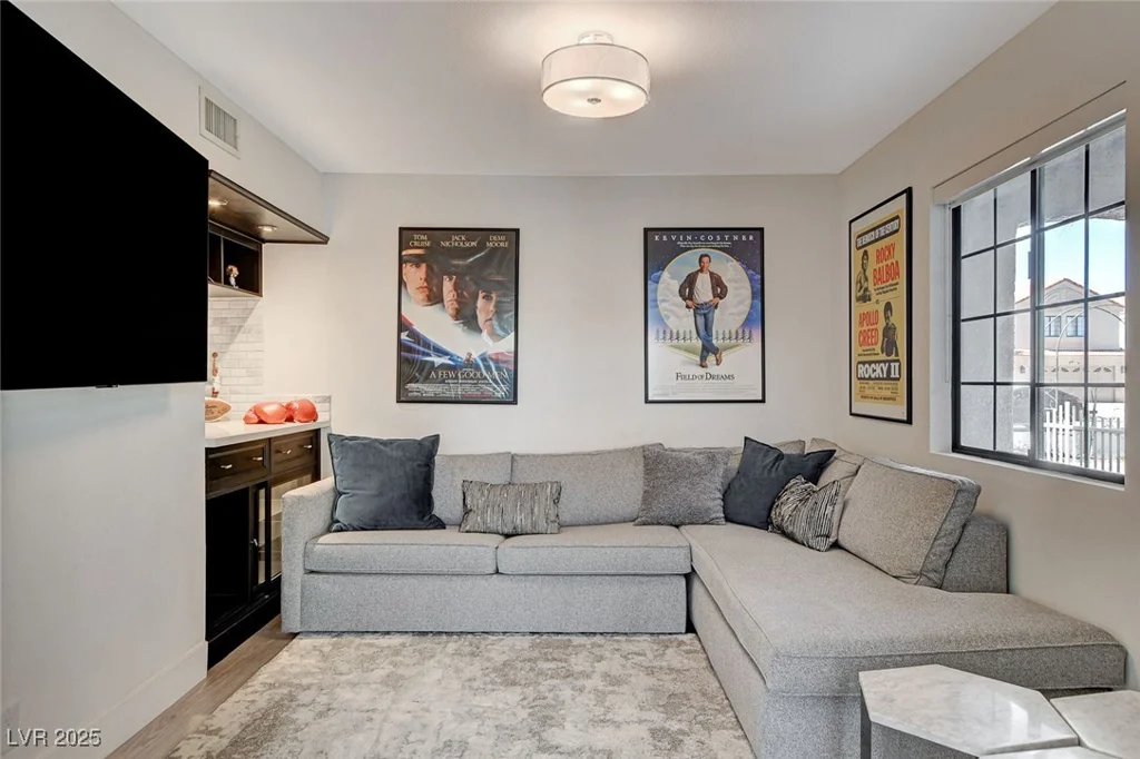 3012 Waterside, Las Vegas, NV 89117