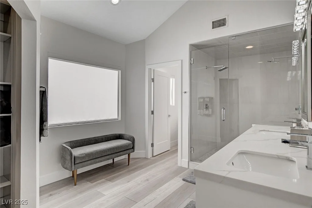 3012 Waterside, Las Vegas, NV 89117