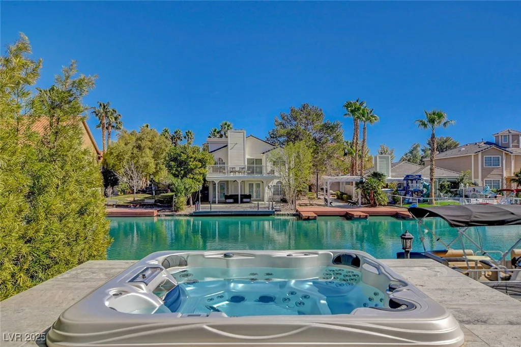 3012 Waterside, Las Vegas, NV 89117