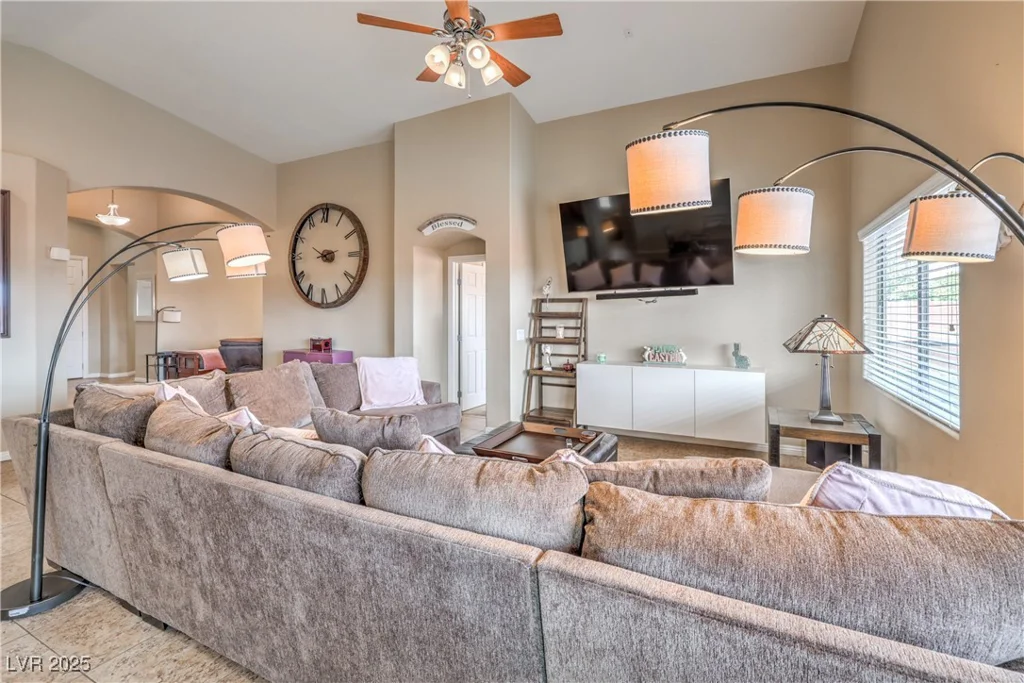 172 Turtle Ridge, Las Vegas, NV 89183