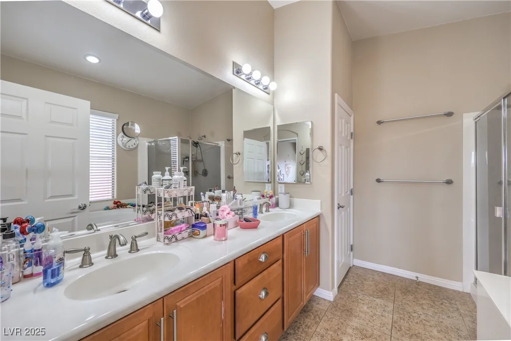 172 Turtle Ridge, Las Vegas, NV 89183