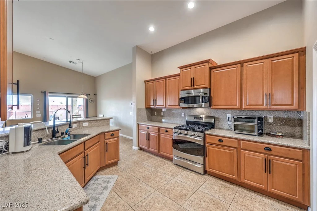 172 Turtle Ridge, Las Vegas, NV 89183