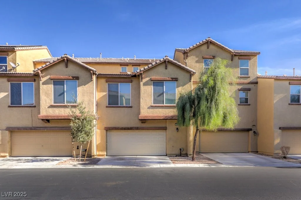 4542 Townwall, Las Vegas, NV 89115