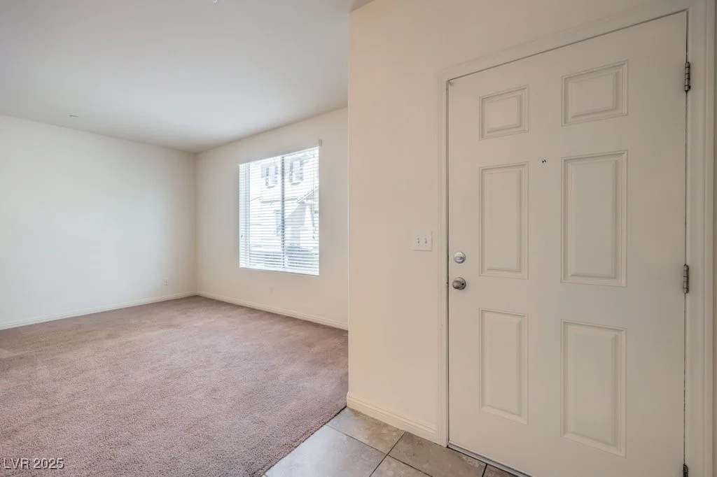 4542 Townwall, Las Vegas, NV 89115