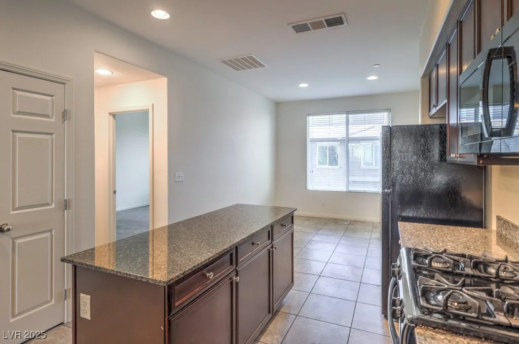 4542 Townwall, Las Vegas, NV 89115
