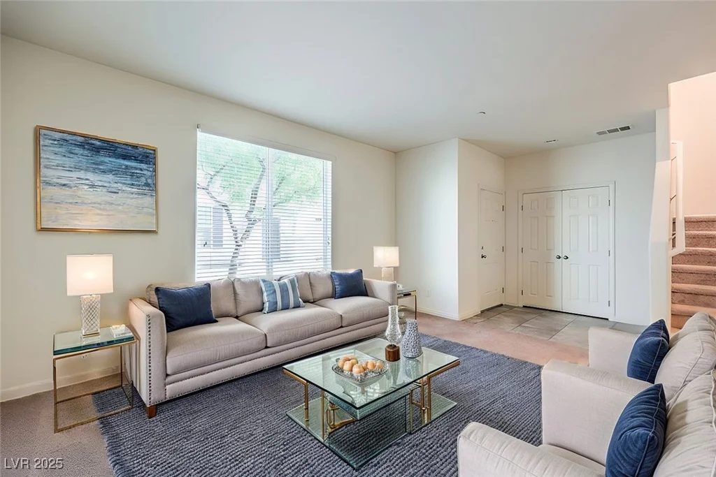 4542 Townwall, Las Vegas, NV 89115