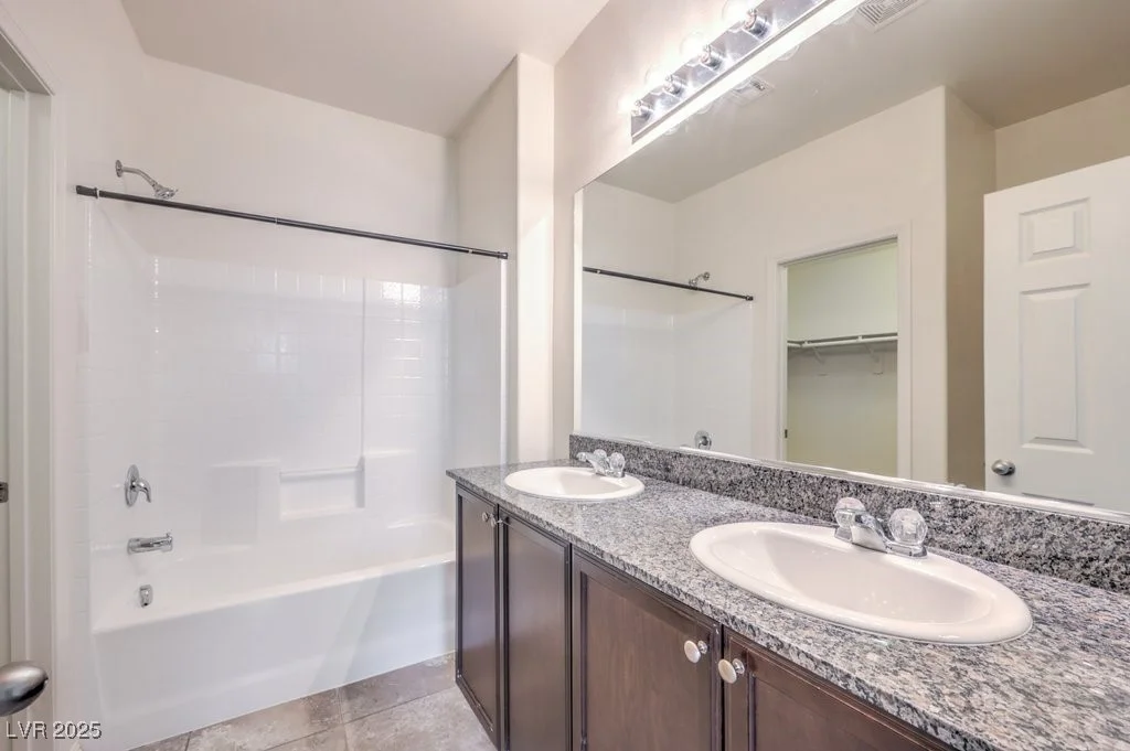 4542 Townwall, Las Vegas, NV 89115