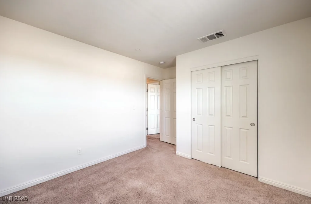 4542 Townwall, Las Vegas, NV 89115