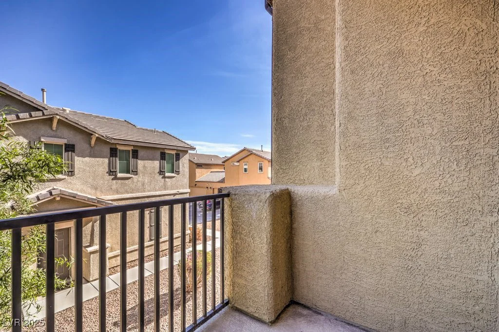 4542 Townwall, Las Vegas, NV 89115
