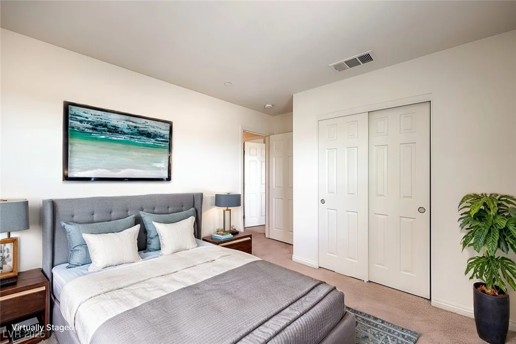 4542 Townwall, Las Vegas, NV 89115