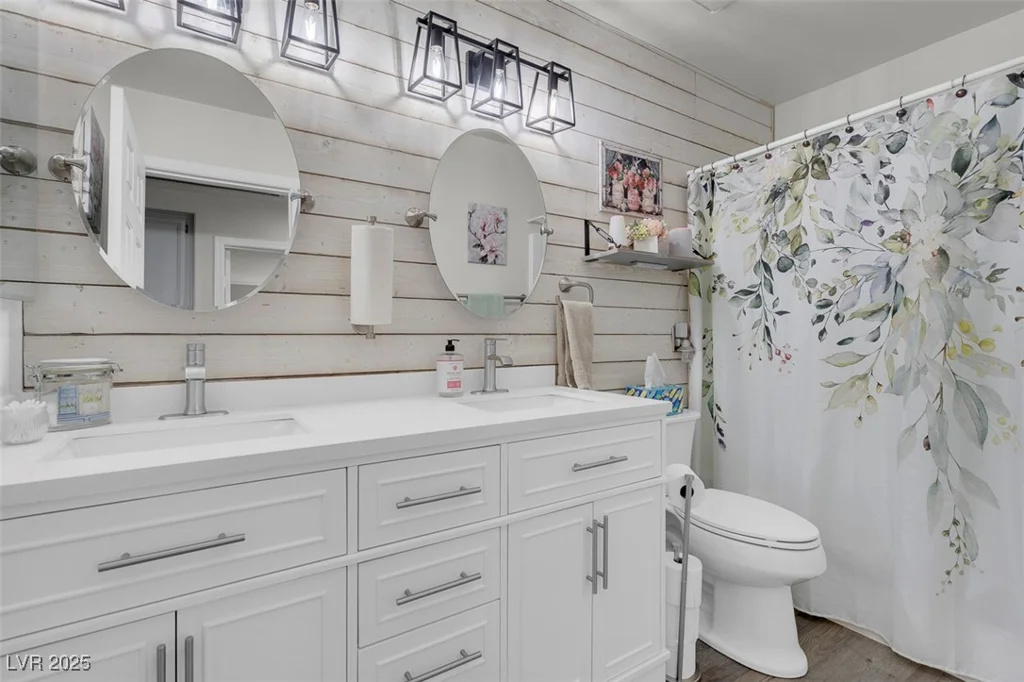 6109 Flaming Arrow, North Las Vegas, NV 89031
