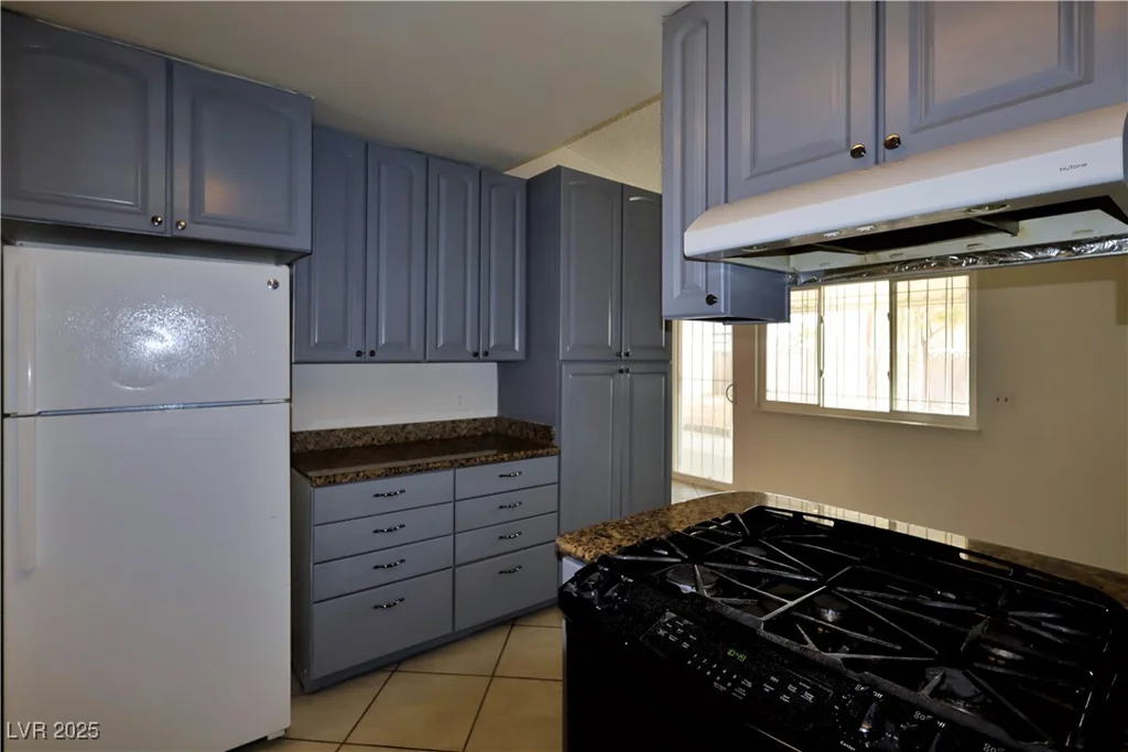 3630 Willow Springs, Las Vegas, NV 89103