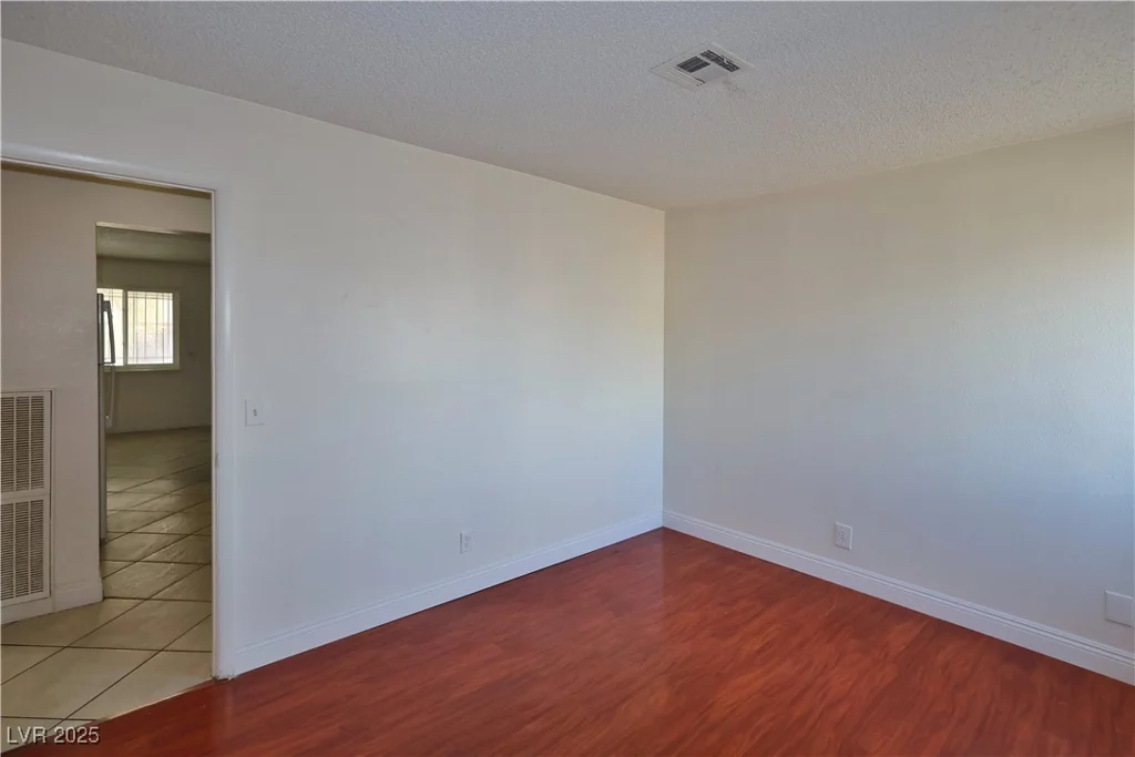 3630 Willow Springs, Las Vegas, NV 89103