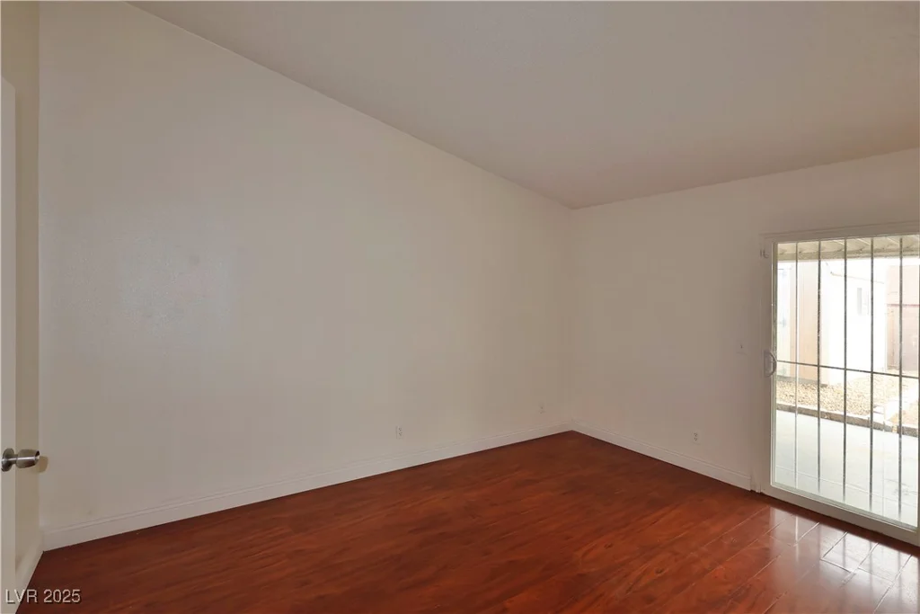 3630 Willow Springs, Las Vegas, NV 89103