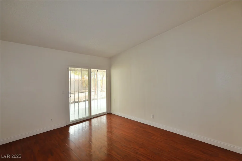 3630 Willow Springs, Las Vegas, NV 89103