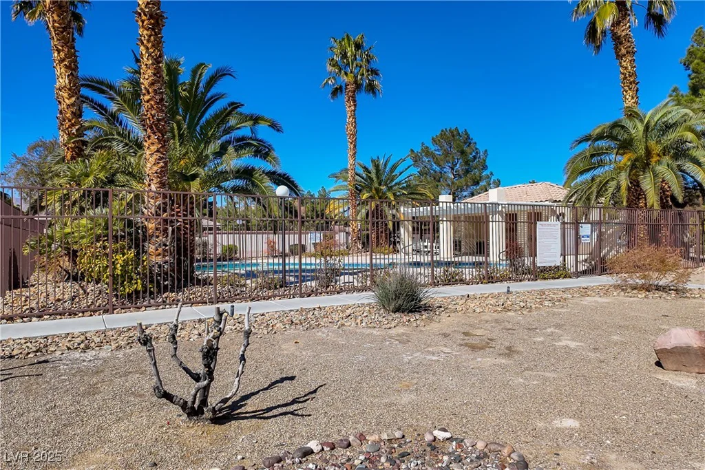 4980 Black Bear, Las Vegas, NV 89149