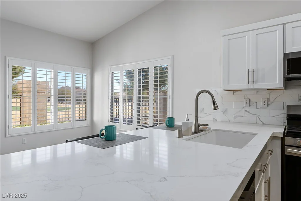 4980 Black Bear, Las Vegas, NV 89149