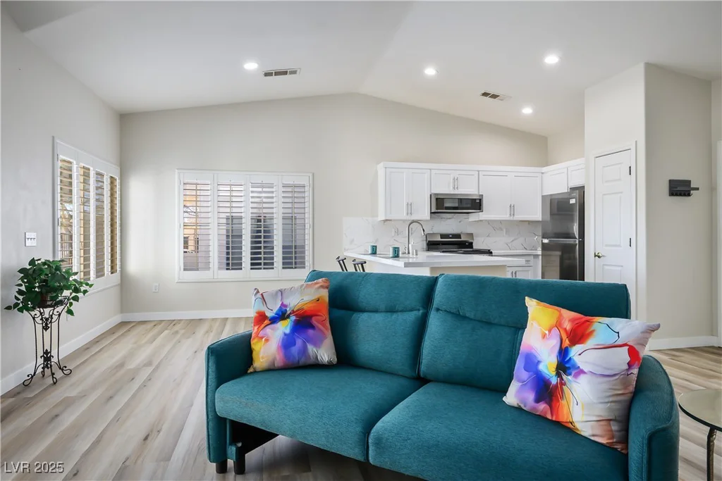 4980 Black Bear, Las Vegas, NV 89149