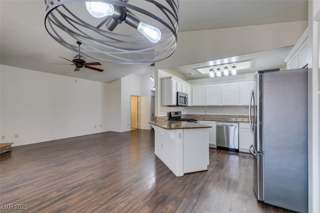 8301 Boseck, Las Vegas, NV 89145